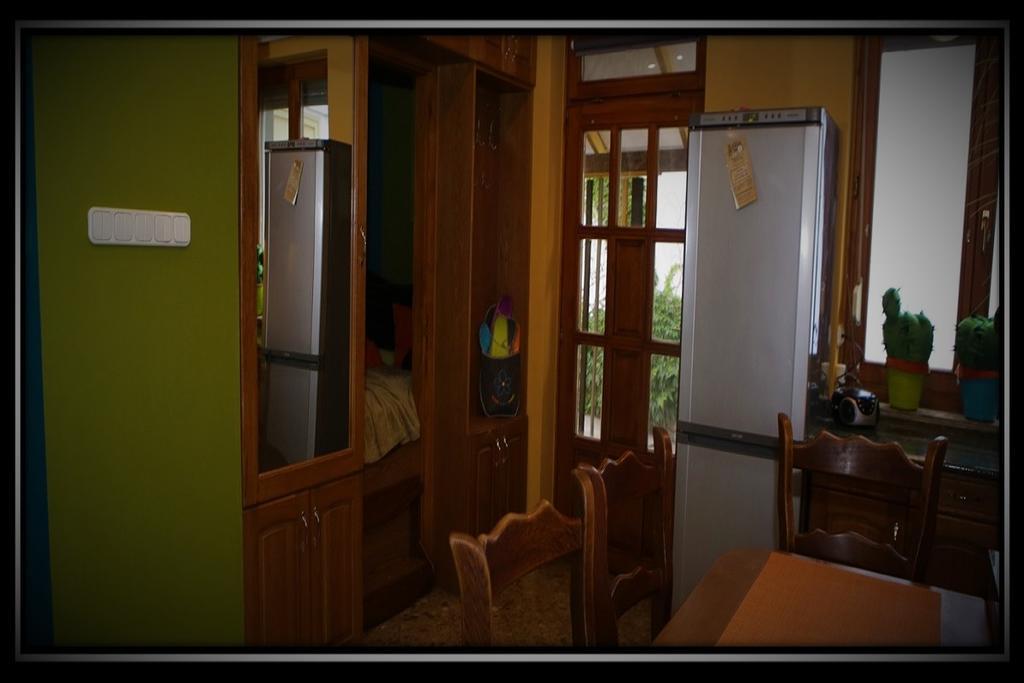 Happy Colours In Old Town Apartamento Kecskemét Exterior foto
