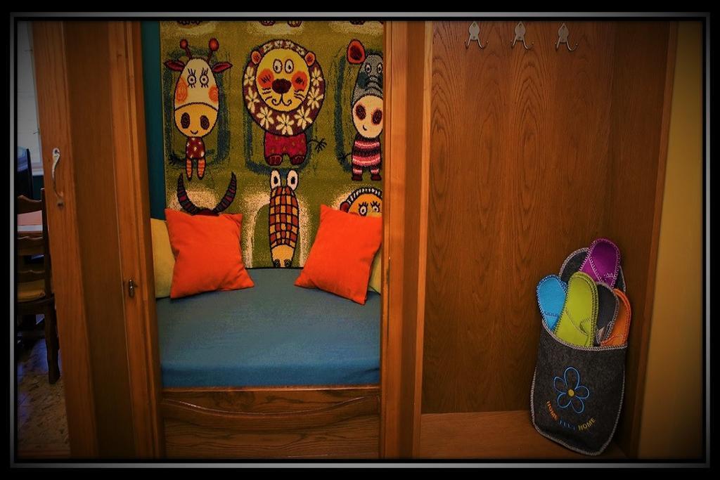 Happy Colours In Old Town Apartamento Kecskemét Exterior foto